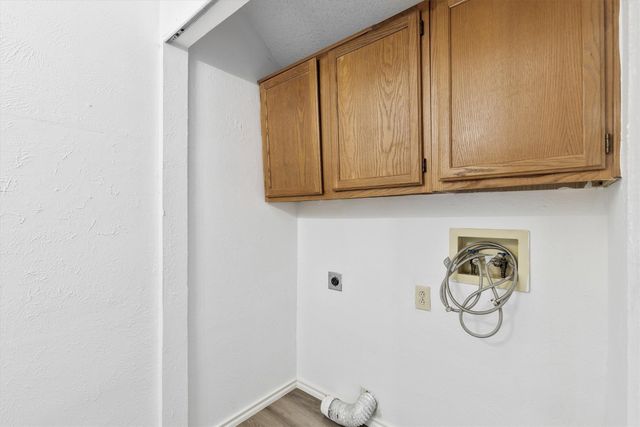 2416 Country Hollow Lane, Garland, TX 75040