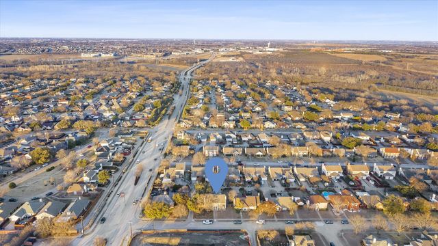 2416 Country Hollow Lane, Garland, TX 75040