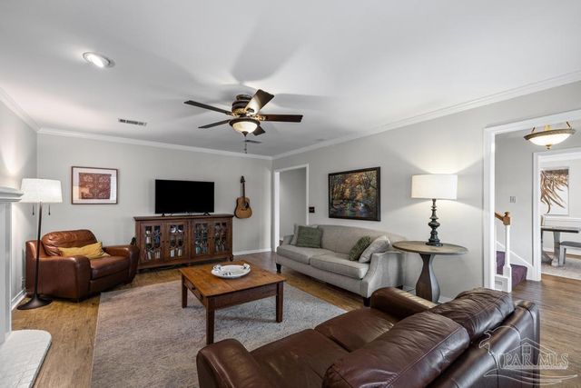 3039 Keats Dr, Pensacola, FL 32503