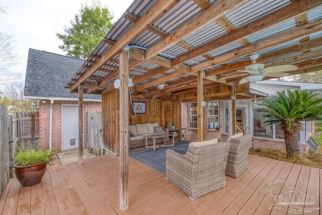 3039 Keats Dr, Pensacola, FL 32503