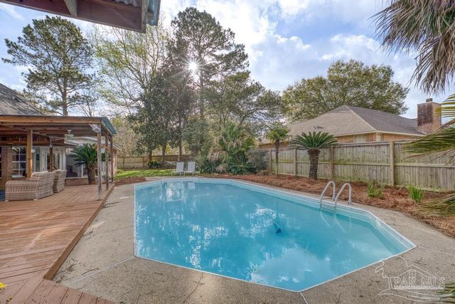 3039 Keats Dr, Pensacola, FL 32503