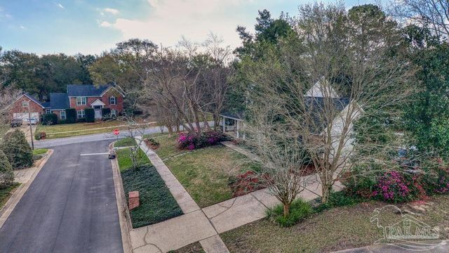 3039 Keats Dr, Pensacola, FL 32503