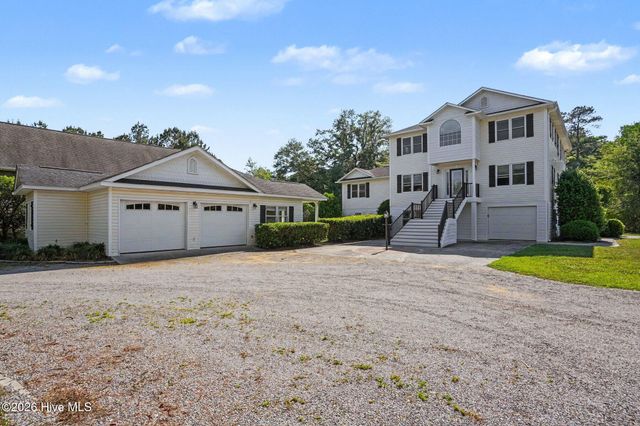 9854 Rivergate Road NW, Ash, NC 28420