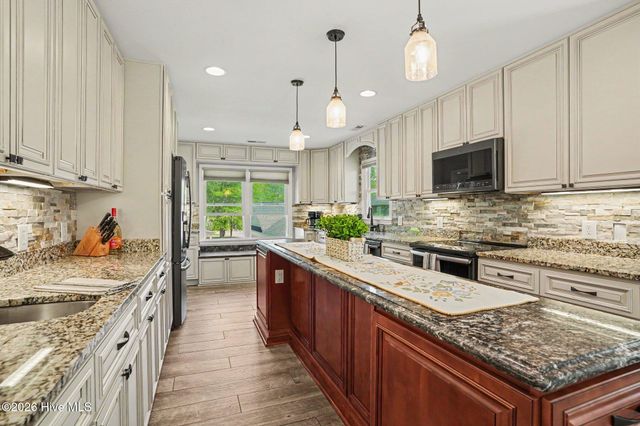 9854 Rivergate Road NW, Ash, NC 28420