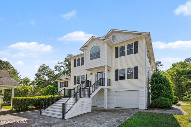 9854 Rivergate Road NW, Ash, NC 28420