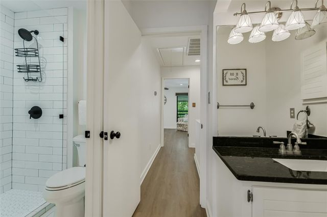 402 Lost Echo 4, Horseshoe Bay, TX 78657