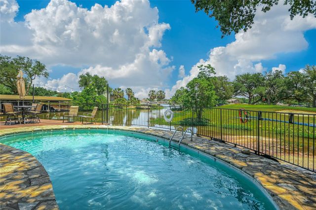 402 Lost Echo 4, Horseshoe Bay, TX 78657