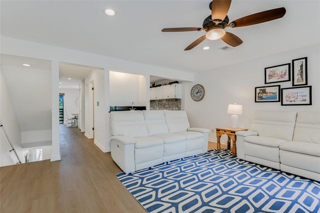 402 Lost Echo 4, Horseshoe Bay, TX 78657