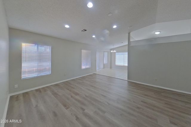 601 E PALOMINO Drive, Gilbert, AZ 85296
