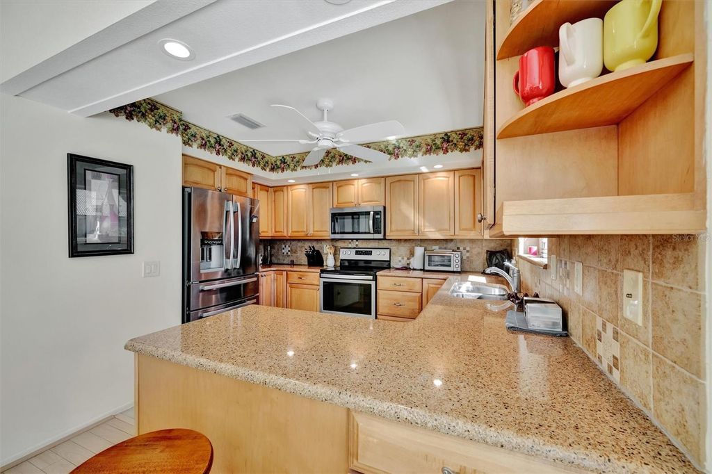 Image 32 of property listing at Address unavailable.