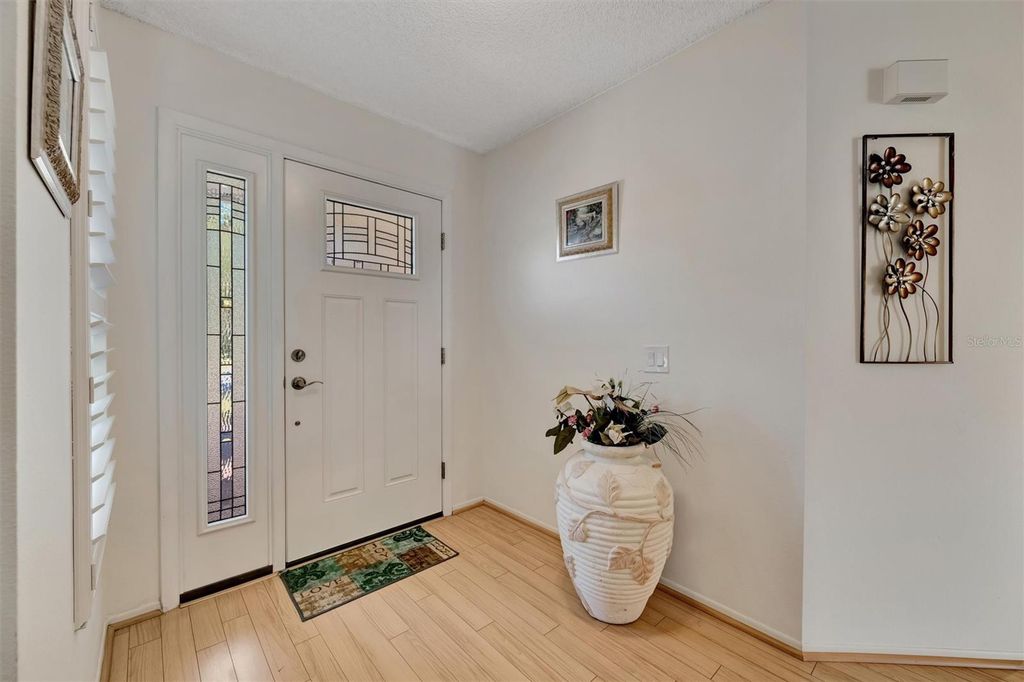 Image 8 of property listing at Address unavailable.