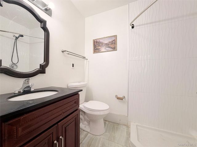 11 Gardner Avenue, Middletown, NY 10940