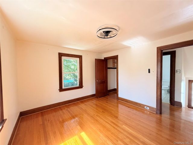 11 Gardner Avenue, Middletown, NY 10940