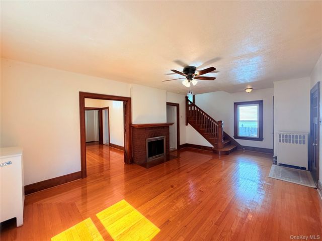 11 Gardner Avenue, Middletown, NY 10940