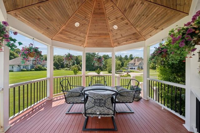 15 Key West Boulevard, Rehoboth, MA 02769