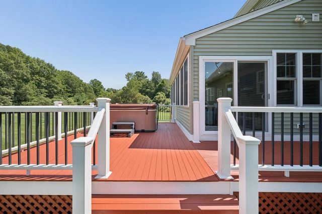 15 Key West Boulevard, Rehoboth, MA 02769
