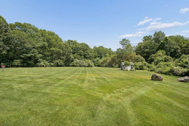 15 Key West Boulevard, Rehoboth, MA 02769