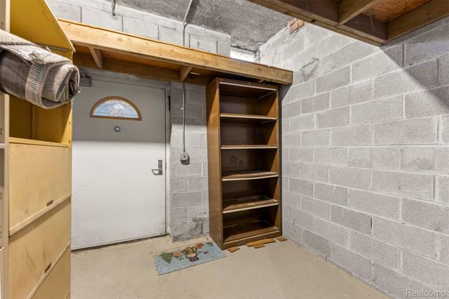 830 S Brady Road, Dearborn, MI 48124