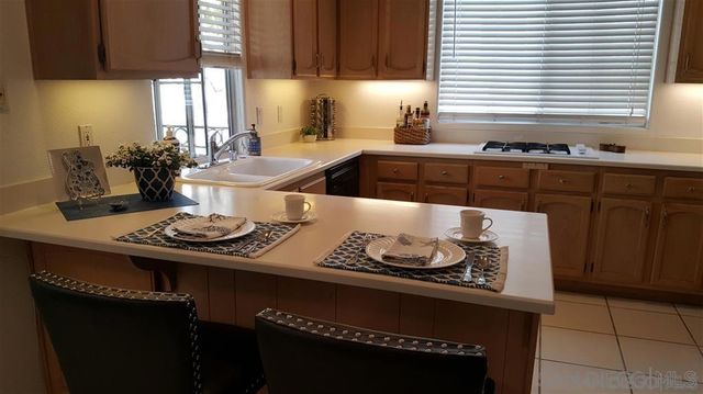 5157 Renaissance Ave. A, San Diego, CA 92122