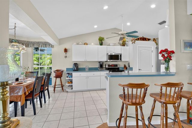 4306 SW 3RD AVENUE, Cape Coral, FL 33914