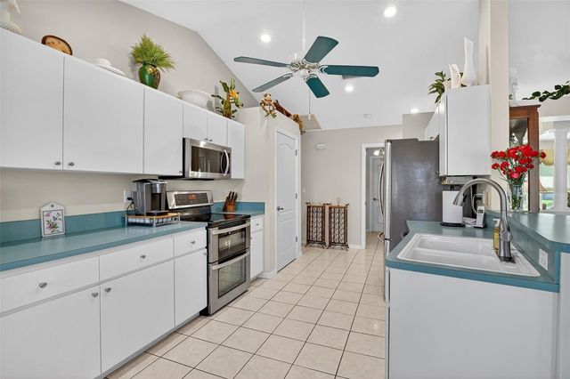 4306 SW 3RD AVENUE, Cape Coral, FL 33914