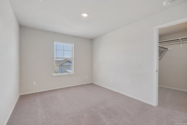 2564 Smokey Cv, Seguin, TX 78155