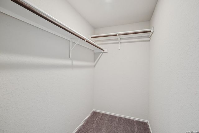 2564 Smokey Cv, Seguin, TX 78155