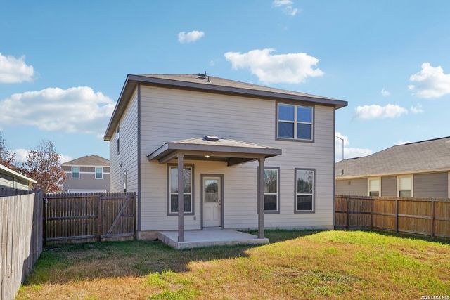 2564 Smokey Cv, Seguin, TX 78155