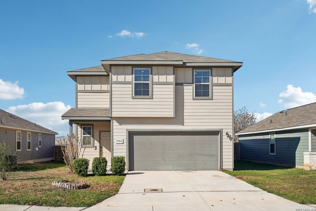 2564 Smokey Cv, Seguin, TX 78155