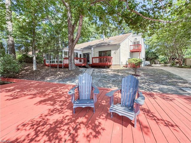 557 Susan Constant DR, Virginia Beach, VA 23451