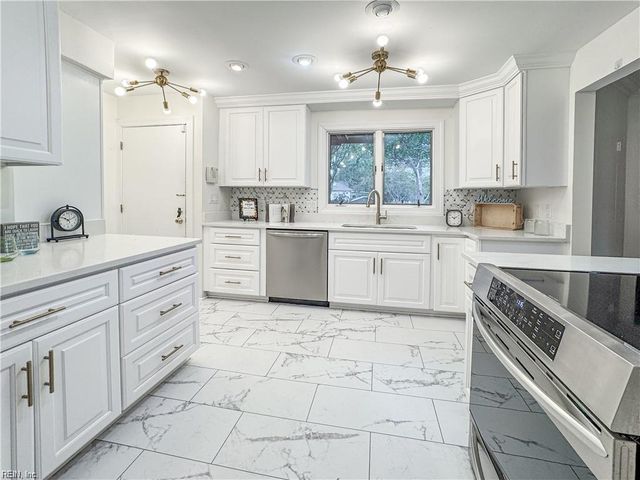 557 Susan Constant DR, Virginia Beach, VA 23451