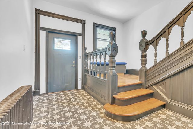 350 Norwood Avenue, 3rd Floor Apt., West Long Branch, NJ 07764