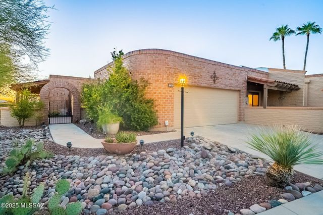 5011 N Grey Mountain Trail, Tucson, AZ 85750