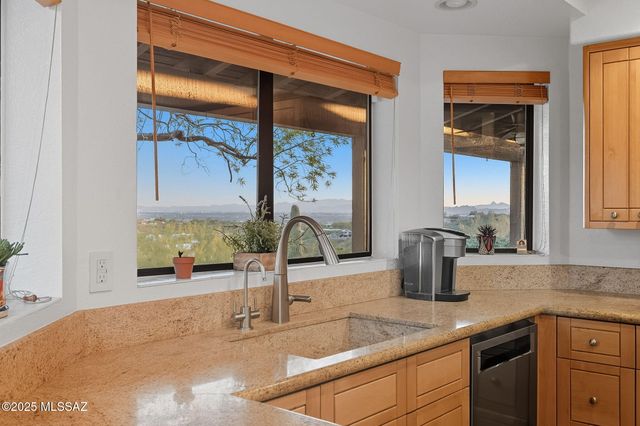 5011 N Grey Mountain Trail, Tucson, AZ 85750