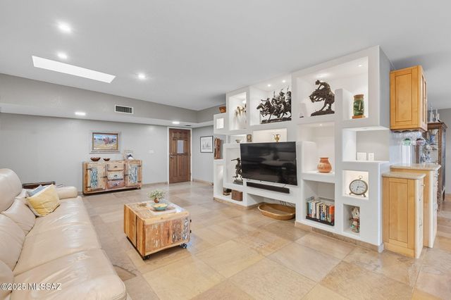 5011 N Grey Mountain Trail, Tucson, AZ 85750