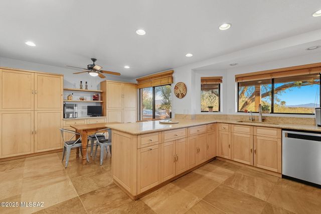 5011 N Grey Mountain Trail, Tucson, AZ 85750