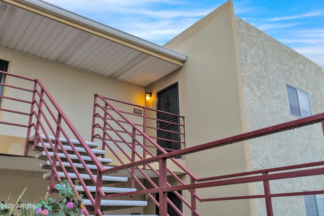 4600 N 68TH Street 304, Scottsdale, AZ 85251