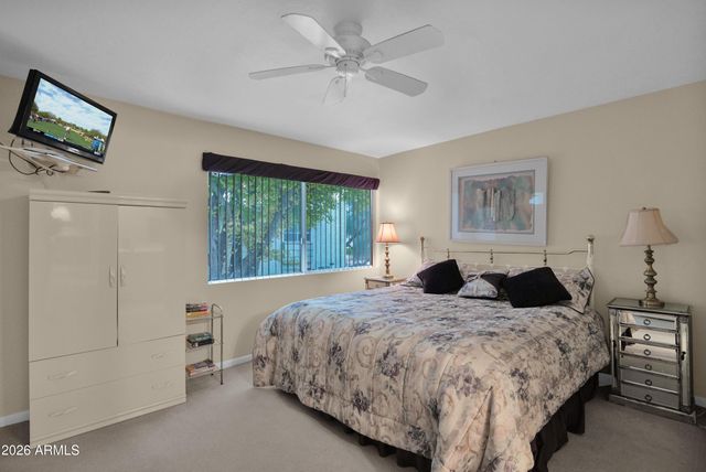 4600 N 68TH Street 304, Scottsdale, AZ 85251