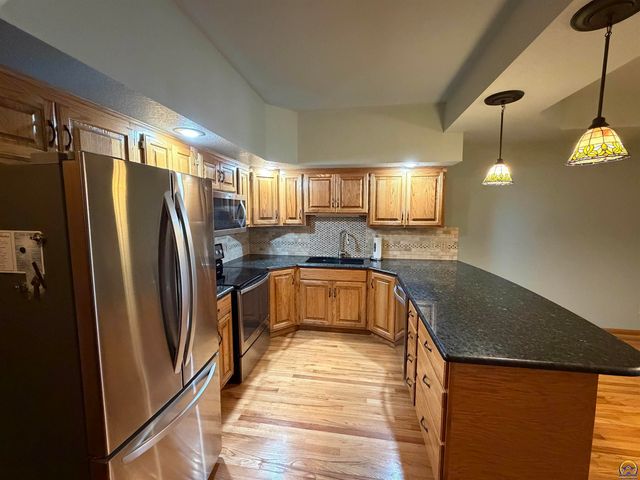3101 SW Wanamaker Dr Apt 62, Topeka, KS 66614
