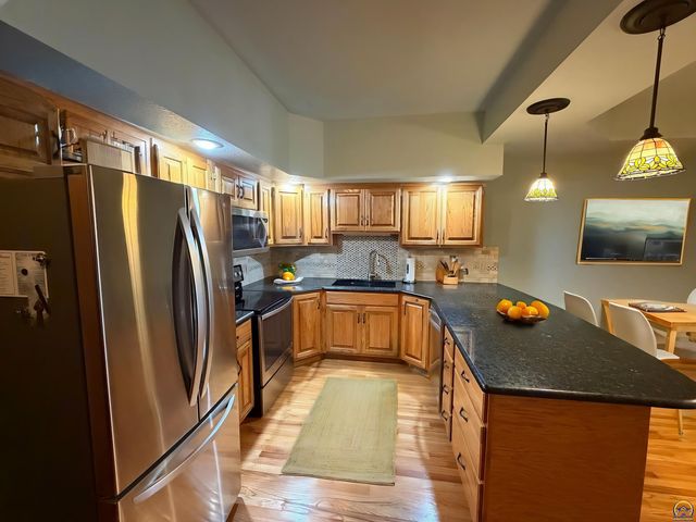 3101 SW Wanamaker Dr Apt 62, Topeka, KS 66614