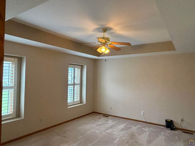 3101 SW Wanamaker Dr Apt 62, Topeka, KS 66614
