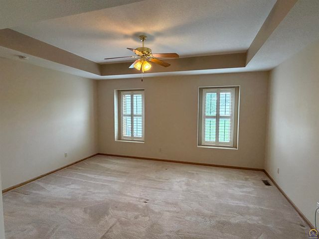 3101 SW Wanamaker Dr Apt 62, Topeka, KS 66614