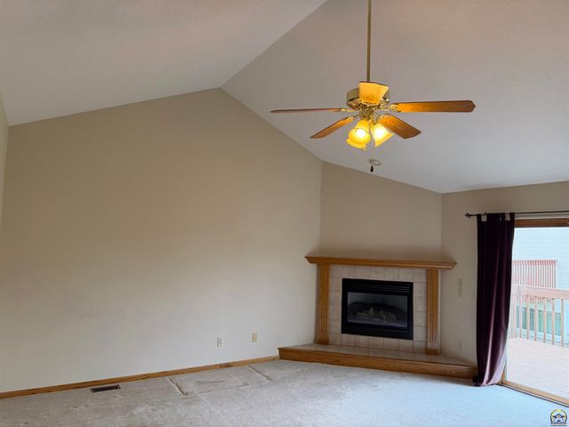 3101 SW Wanamaker Dr Apt 62, Topeka, KS 66614