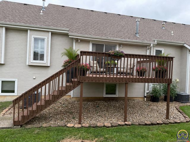 3101 SW Wanamaker Dr Apt 62, Topeka, KS 66614