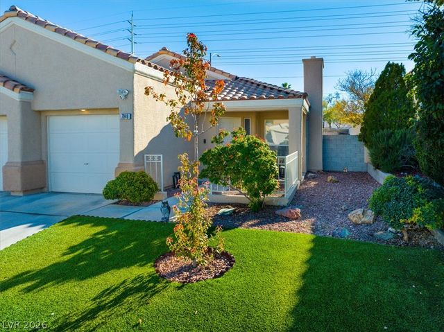 7949 Indian Cloud Avenue, Las Vegas, NV 89129