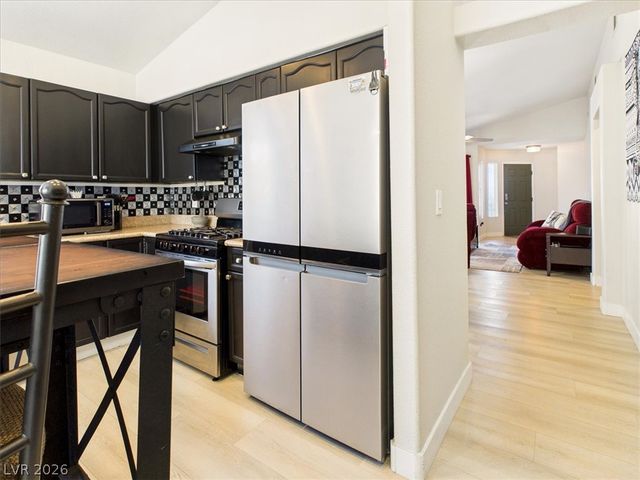 7949 Indian Cloud Avenue, Las Vegas, NV 89129