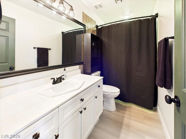 7949 Indian Cloud Avenue, Las Vegas, NV 89129