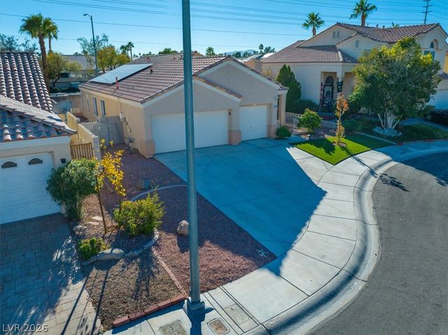 7949 Indian Cloud Avenue, Las Vegas, NV 89129