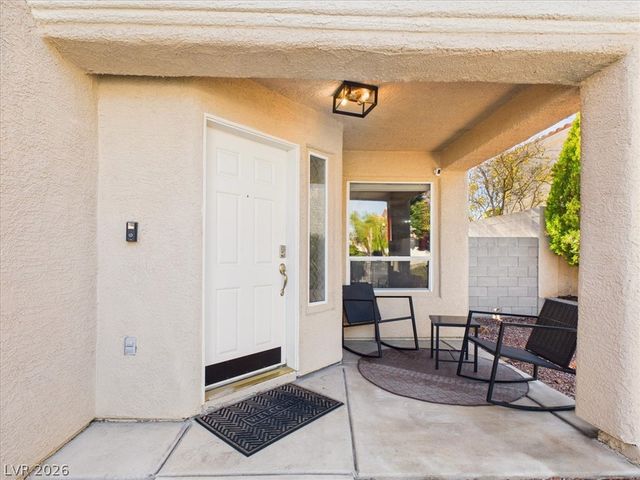 7949 Indian Cloud Avenue, Las Vegas, NV 89129