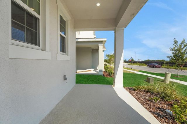 5025 FLAMELEAF STREET, Apopka, FL 32712